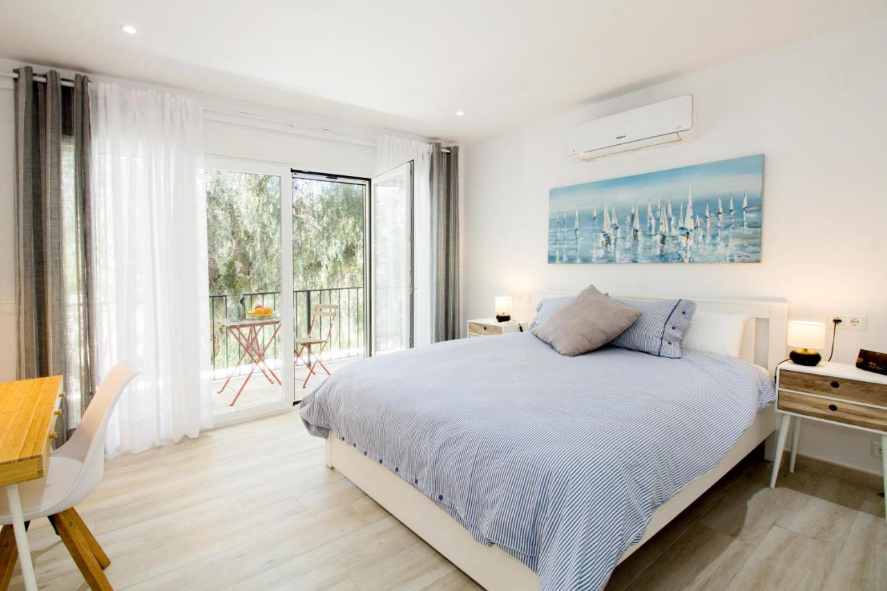 Perfectly Located Beachside In Elviria Apartemen *