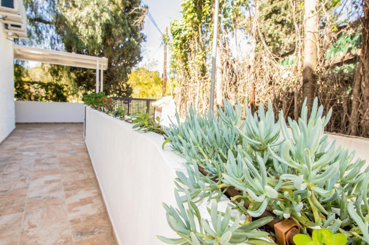 Apartemen Perfectly Located Beachside In Elviria Marbella